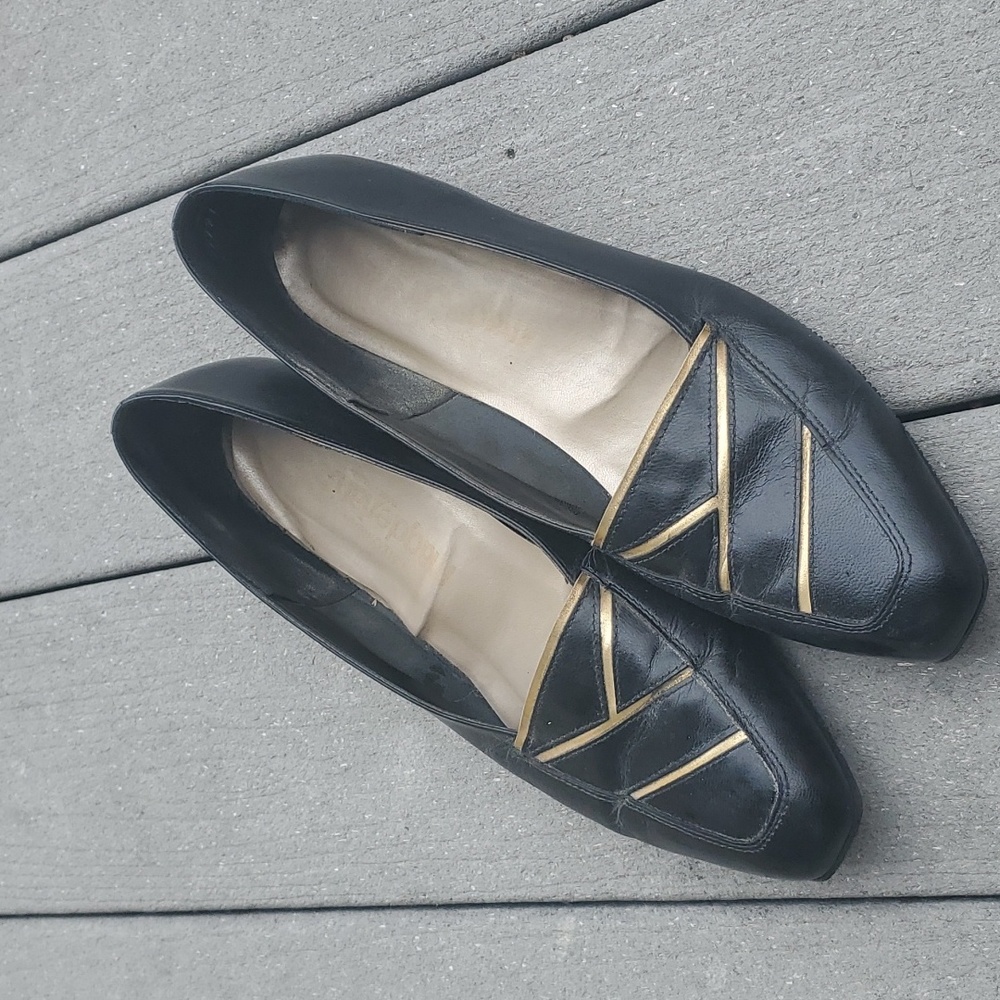 California Magdesians Vintage Leather Loafers